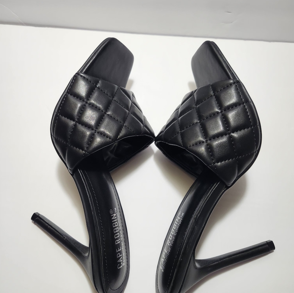 Cape Robbin Black Stiletto Heels - Picture 11 of 11